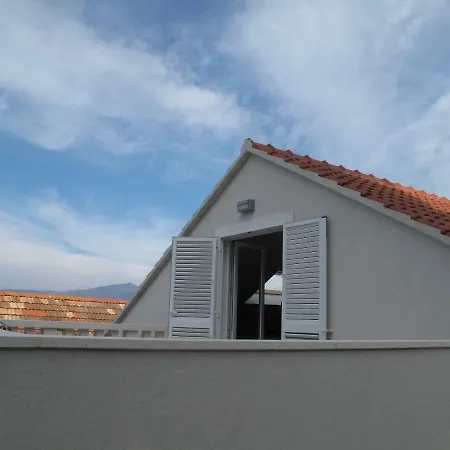Corcyra Apartmnets *